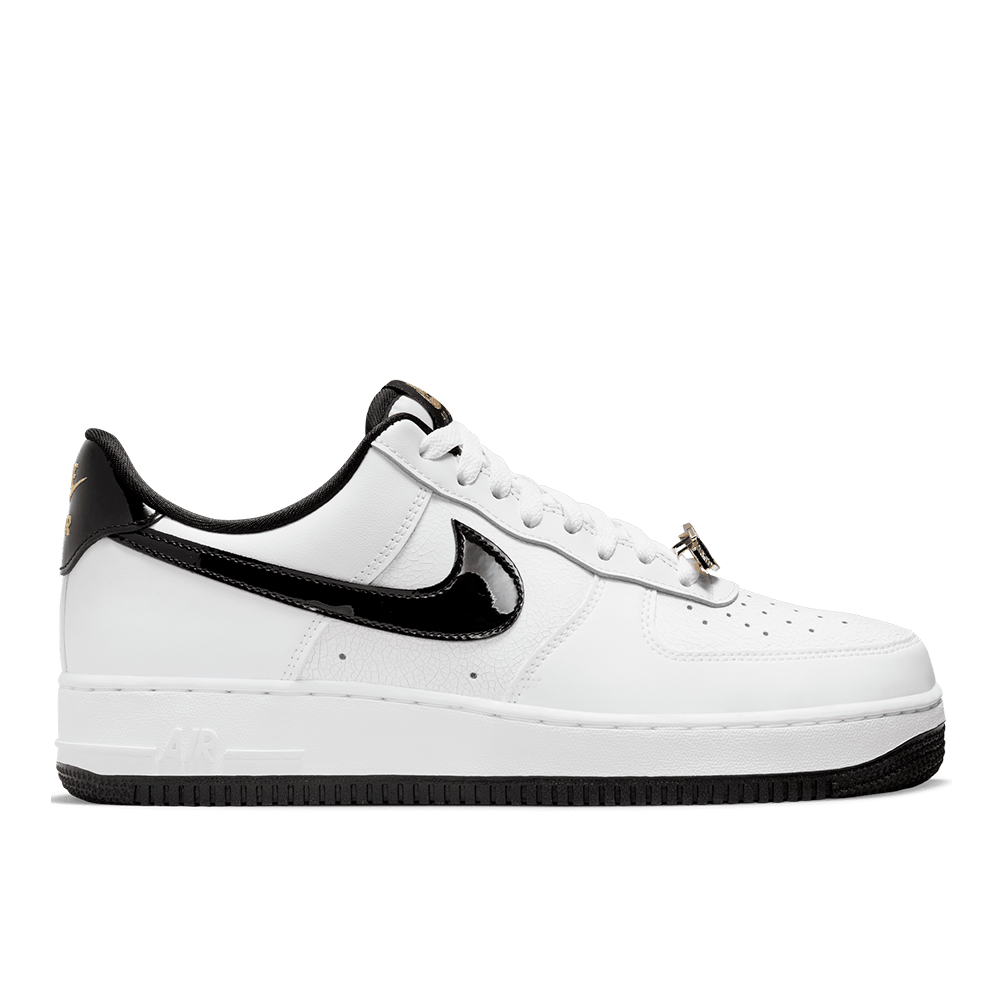 Tênis Feminino Nike Air Force 1 07 Low white & Black Branco/preto